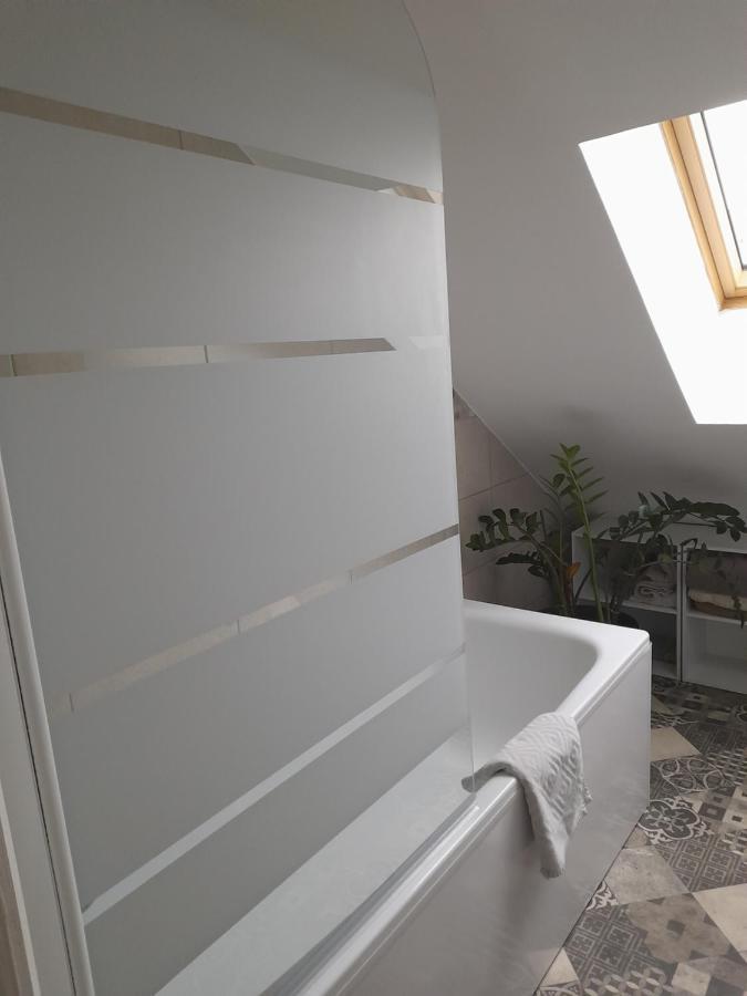 Chez Marie Et Hugo Apartment Crepy-en-Valois Luaran gambar